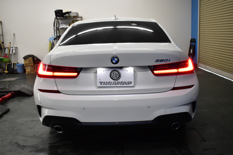 BMW 3シリーズ 320i Mｽﾎﾟｰﾂ G20型 ｺﾝﾌｫｰﾄP 全周囲ｶﾒﾗ3Dﾋﾞｭｰ ﾜｲﾔﾚｽ充電 電動ﾄﾗﾝｸ ﾋｰﾀｰ付ｱﾙｶﾝﾀｰﾗｺﾝﾋﾞ ﾀｯﾁﾊﾟﾈﾙﾅﾋﾞ ｱｯﾌﾟﾙｶｰﾌﾟﾚｲ 追従ACC LEDﾍｯﾄﾞﾗｲﾄ 側面衝突&車線変更&逸脱&歩行者警告 液晶ﾒｰﾀｰ 後退ｱｼｽﾄ Pｱｼｽﾄ 2年保証