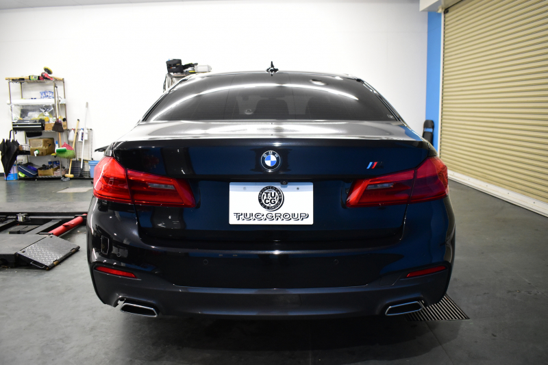 BMW 5シリーズ 523d Mｽﾎﾟｰﾂ G30型 ﾊｲﾗｲﾝP 全席ﾋｰﾀｰ付黒革 LEDﾍｯﾄﾞﾗｲﾄ 追従ACC HUD ｼﾞｪｽﾁｬｰｺﾝﾄﾛｰﾙ ﾜｲﾔﾚｽﾁｬｰｼﾞ 車線変更&逸脱警告 衝突軽減B ﾀｯﾁﾊﾟﾈﾙ対応iﾄﾞﾗｲﾌﾞHDDﾅﾋﾞﾌﾙｾｸﾞ 3Dﾋﾞｭｰ Bｶﾒﾗ 液晶ﾒｰﾀｰﾊﾟﾈﾙ 電動ﾄﾗﾝｸ 社外19AW 2年保証