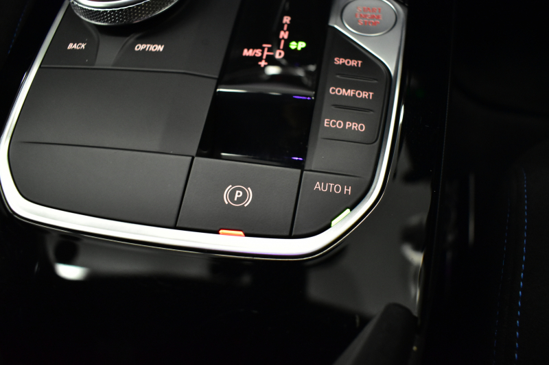 BMW 1シリーズ M135i xDrive ﾌﾙﾀｲﾑ4WD ﾃﾞﾋﾞｭｰ&ｺﾝﾌｫｰﾄ&ﾅﾋﾞｹﾞｰｼｮﾝP ｱﾙｶﾝﾀｰﾗMｽﾎﾟｰﾂｼｰﾄ&ﾌﾞﾚｰｷ 可変ｻｽ Mﾊﾟﾌｫﾘｱｽﾎﾟｲﾗｰ&ﾌﾘｯｸ&ｻｲﾄﾞｽﾃｯｶｰ ACC ﾗｲﾌﾞｺｯｸﾋﾟｯﾄ ﾀｯﾁﾊﾟﾈﾙﾅﾋﾞ ｱｯﾌﾟﾙｶｰﾌﾟﾚｲ ﾍｷｻｺﾞﾅﾙLEDﾍｯﾄﾞﾗｲﾄ 2年保証