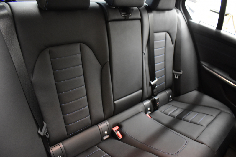 BMW 3シリーズ 330i Mｽﾎﾟｰﾂ G20型 高出力 1ｵｰﾅｰ ﾃﾞﾋﾞｭｰ&ｲﾉﾍﾞｰｼｮﾝ&ｺﾝﾌｫｰﾄP ﾚｰｻﾞｰLEDﾗｲﾄ ﾋｰﾀｰ付黒革 ACC HUD 19AW Mｽﾎﾟｰﾂﾌﾞﾚｰｷ 全周囲ｶﾒﾗ3Dﾋﾞｭｰ ｼﾞｪｽﾁｬｰｺﾝﾄﾛｰﾙ付ﾀｯﾁﾊﾟﾈﾙﾅﾋﾞ ｱｯﾌﾟﾙｶｰﾌﾟﾚｲ ﾜｲﾔﾚｽ充電 2年保証