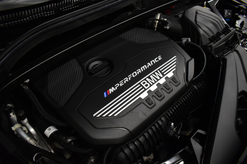 BMW 1シリーズ M135i xDrive ﾌﾙﾀｲﾑ4WD ﾃﾞﾋﾞｭｰ&ｺﾝﾌｫｰﾄ&ﾅﾋﾞｹﾞｰｼｮﾝP ｱﾙｶﾝﾀｰﾗMｽﾎﾟｰﾂｼｰﾄ&ﾌﾞﾚｰｷ 可変ｻｽ ACC LCW ﾗｲﾌﾞｺｯｸﾋﾟｯﾄ ﾀｯﾁﾊﾟﾈﾙﾅﾋﾞ ｱｯﾌﾟﾙｶｰﾌﾟﾚｲ ﾍｷｻｺﾞﾅﾙLEDﾍｯﾄﾞﾗｲﾄ 電動Rｹﾞｰﾄ 2年保証