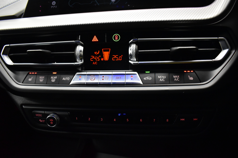 BMW 1シリーズ M135i xDrive ﾌﾙﾀｲﾑ4WD ﾃﾞﾋﾞｭｰ&ｺﾝﾌｫｰﾄ&ﾅﾋﾞｹﾞｰｼｮﾝP ｱﾙｶﾝﾀｰﾗMｽﾎﾟｰﾂｼｰﾄ&ﾌﾞﾚｰｷ 可変ｻｽ ACC LCW ﾗｲﾌﾞｺｯｸﾋﾟｯﾄ ﾀｯﾁﾊﾟﾈﾙﾅﾋﾞ ｱｯﾌﾟﾙｶｰﾌﾟﾚｲ ﾍｷｻｺﾞﾅﾙLEDﾍｯﾄﾞﾗｲﾄ 電動Rｹﾞｰﾄ 2年保証