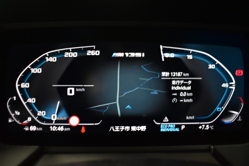 BMW 1シリーズ M135i xDrive ﾌﾙﾀｲﾑ4WD ﾃﾞﾋﾞｭｰ&ｺﾝﾌｫｰﾄ&ﾅﾋﾞｹﾞｰｼｮﾝP ｱﾙｶﾝﾀｰﾗMｽﾎﾟｰﾂｼｰﾄ&ﾌﾞﾚｰｷ 可変ｻｽ ACC LCW ﾗｲﾌﾞｺｯｸﾋﾟｯﾄ ﾀｯﾁﾊﾟﾈﾙﾅﾋﾞ ｱｯﾌﾟﾙｶｰﾌﾟﾚｲ ﾍｷｻｺﾞﾅﾙLEDﾍｯﾄﾞﾗｲﾄ 電動Rｹﾞｰﾄ 2年保証