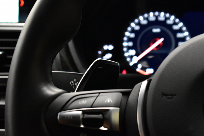 BMW 4シリーズ 420i ｸﾞﾗﾝｸｰﾍﾟ Mｽﾎﾟｰﾂ  LCI後期 1ｵｰﾅｰ ﾋｰﾀｰ付ｺﾆｬｯｸ革 追従ACC ﾍｷｻｺﾞﾅﾙLEDﾍｯﾄﾞﾗｲﾄ&ﾃｰﾙ 液晶ﾒｰﾀｰ ﾀｯﾁﾊﾟﾈﾙ式iﾄﾞﾗｲﾌﾞHDDﾅﾋﾞ Bｶﾒﾗ 前後PDC ﾌﾙｾｸﾞ 車線変更&逸脱&歩行者警告 衝突軽減ﾌﾞﾚｰｷ 電動Rｹﾞｰﾄ 18AW DSRC ｳｯﾄﾞﾊﾟﾈﾙ 2年保証