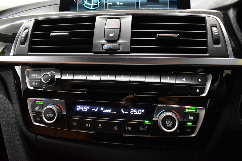 BMW 4シリーズ 420i ｸﾞﾗﾝｸｰﾍﾟ Mｽﾎﾟｰﾂ  LCI後期 1ｵｰﾅｰ ﾋｰﾀｰ付ｺﾆｬｯｸ革 追従ACC ﾍｷｻｺﾞﾅﾙLEDﾍｯﾄﾞﾗｲﾄ&ﾃｰﾙ 液晶ﾒｰﾀｰ ﾀｯﾁﾊﾟﾈﾙ式iﾄﾞﾗｲﾌﾞHDDﾅﾋﾞ Bｶﾒﾗ 前後PDC ﾌﾙｾｸﾞ 車線変更&逸脱&歩行者警告 衝突軽減ﾌﾞﾚｰｷ 電動Rｹﾞｰﾄ 18AW DSRC ｳｯﾄﾞﾊﾟﾈﾙ 2年保証