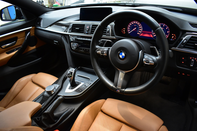 BMW 4シリーズ 420i ｸﾞﾗﾝｸｰﾍﾟ Mｽﾎﾟｰﾂ  LCI後期 1ｵｰﾅｰ ﾋｰﾀｰ付ｺﾆｬｯｸ革 追従ACC ﾍｷｻｺﾞﾅﾙLEDﾍｯﾄﾞﾗｲﾄ&ﾃｰﾙ 液晶ﾒｰﾀｰ ﾀｯﾁﾊﾟﾈﾙ式iﾄﾞﾗｲﾌﾞHDDﾅﾋﾞ Bｶﾒﾗ 前後PDC ﾌﾙｾｸﾞ 車線変更&逸脱&歩行者警告 衝突軽減ﾌﾞﾚｰｷ 電動Rｹﾞｰﾄ 18AW DSRC ｳｯﾄﾞﾊﾟﾈﾙ 2年保証