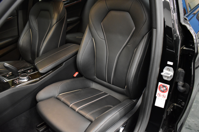 BMW 5シリーズ 523d Mｽﾎﾟｰﾂ ﾊｲﾗｲﾝP ｿﾌﾄｸﾛｰｽﾞﾄﾞｱ 全席ﾋｰﾀｰ付黒革 LEDﾍｯﾄﾞﾗｲﾄ 追従ACC HUD ｼﾞｪｽﾁｬｰｺﾝﾄﾛｰﾙ 車線変更&逸脱警告 衝突軽減B ﾀｯﾁﾊﾟﾈﾙ対応iﾄﾞﾗｲﾌﾞHDDﾅﾋﾞﾌﾙｾｸﾞ 3Dﾋﾞｭｰ Bｶﾒﾗ 液晶ﾒｰﾀｰﾊﾟﾈﾙ 電動ﾄﾗﾝｸ 19AW 2年保証