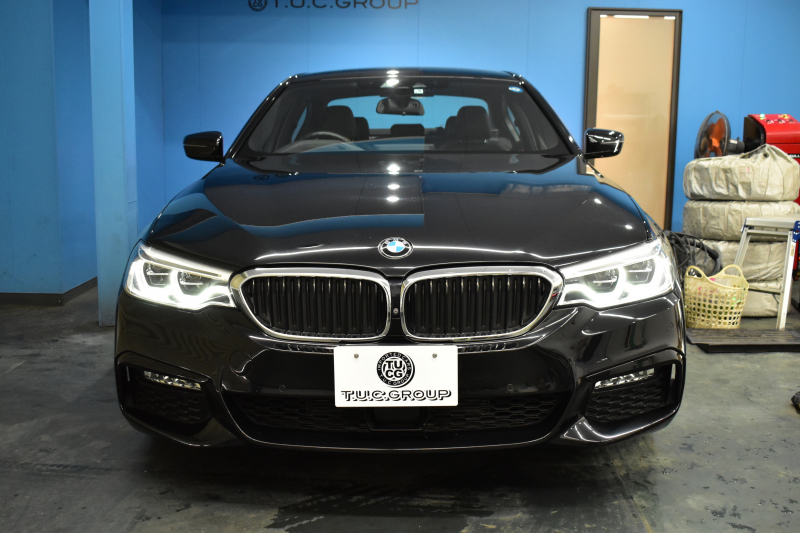 BMW 5シリーズ 523d Mｽﾎﾟｰﾂ ﾊｲﾗｲﾝP ｿﾌﾄｸﾛｰｽﾞﾄﾞｱ 全席ﾋｰﾀｰ付黒革 LEDﾍｯﾄﾞﾗｲﾄ 追従ACC HUD ｼﾞｪｽﾁｬｰｺﾝﾄﾛｰﾙ 車線変更&逸脱警告 衝突軽減B ﾀｯﾁﾊﾟﾈﾙ対応iﾄﾞﾗｲﾌﾞHDDﾅﾋﾞﾌﾙｾｸﾞ 3Dﾋﾞｭｰ Bｶﾒﾗ 液晶ﾒｰﾀｰﾊﾟﾈﾙ 電動ﾄﾗﾝｸ 19AW 2年保証