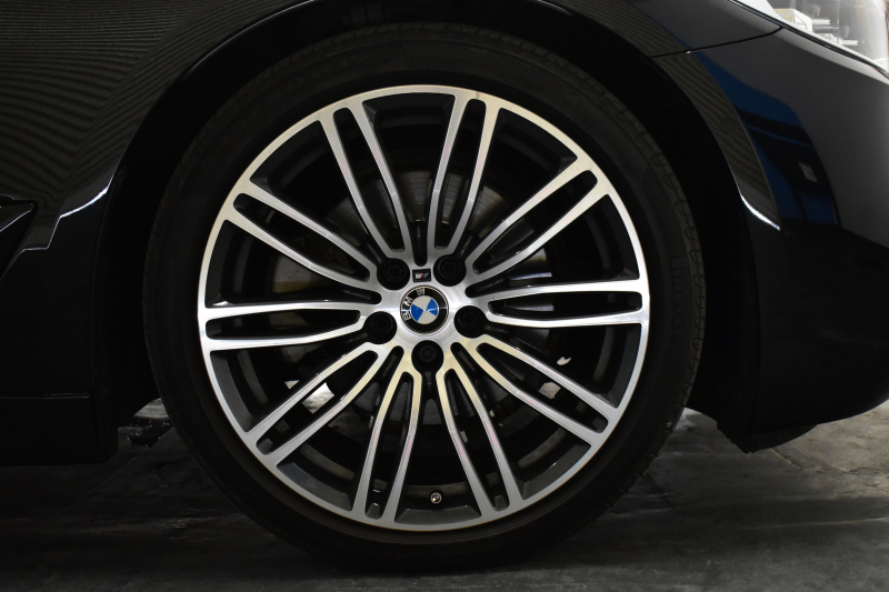 BMW 5シリーズ 523d Mｽﾎﾟｰﾂ ﾊｲﾗｲﾝP ｿﾌﾄｸﾛｰｽﾞﾄﾞｱ 全席ﾋｰﾀｰ付黒革 LEDﾍｯﾄﾞﾗｲﾄ 追従ACC HUD ｼﾞｪｽﾁｬｰｺﾝﾄﾛｰﾙ 車線変更&逸脱警告 衝突軽減B ﾀｯﾁﾊﾟﾈﾙ対応iﾄﾞﾗｲﾌﾞHDDﾅﾋﾞﾌﾙｾｸﾞ 3Dﾋﾞｭｰ Bｶﾒﾗ 液晶ﾒｰﾀｰﾊﾟﾈﾙ 電動ﾄﾗﾝｸ 19AW 2年保証