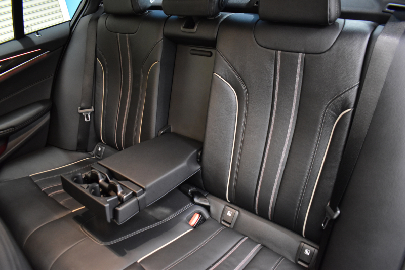 BMW 5シリーズ 523d Mｽﾎﾟｰﾂ ﾊｲﾗｲﾝP ｿﾌﾄｸﾛｰｽﾞﾄﾞｱ 全席ﾋｰﾀｰ付黒革 LEDﾍｯﾄﾞﾗｲﾄ 追従ACC HUD ｼﾞｪｽﾁｬｰｺﾝﾄﾛｰﾙ 車線変更&逸脱警告 衝突軽減B ﾀｯﾁﾊﾟﾈﾙ対応iﾄﾞﾗｲﾌﾞHDDﾅﾋﾞﾌﾙｾｸﾞ 3Dﾋﾞｭｰ Bｶﾒﾗ 液晶ﾒｰﾀｰﾊﾟﾈﾙ 電動ﾄﾗﾝｸ 19AW 2年保証