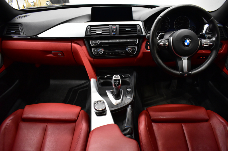 BMW 4シリーズ 435iｸﾞﾗﾝｸｰﾍﾟ Mｽﾎﾟｰﾂ ﾌｧｽﾄﾄﾗｯｸ&ｱﾄﾞﾊﾞﾝｽﾄﾞｱｸﾃｨﾌﾞｾｰﾌﾃｨｰP ｻﾝﾙｰﾌ 追従ACC ｱﾀﾞﾌﾟﾃｨﾌﾞLEDﾍｯﾄﾞﾗｲﾄ HUD ﾋｰﾀｰ付赤革 可変Mｻｽ ﾊｰﾏﾝｶｰﾄﾞﾝ 衝突軽減ﾌﾞﾚｰｷ 車線逸脱&歩行者警告 ﾀｯﾁﾊﾟｯﾄﾞiﾄﾞﾗｲﾌﾞ 19AW Bｶﾒﾗ ｽﾏｰﾄｷｰ 2年保証