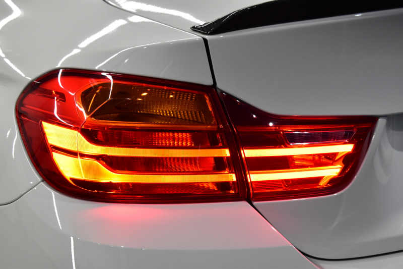 BMW Mシリーズ M4ｸｰﾍﾟ MDCT 7速DCT ｵﾌﾟｼｮﾝｱﾀﾞﾌﾟﾃｨﾌﾞMｻｽﾍﾟﾝｼｮﾝ LCW ﾋｰﾀｰ付黒革 HUD ｱﾀﾞﾌﾟﾃｨﾌﾞLEDﾍｯﾄﾞﾗｲﾄ ｵﾌﾟｼｮﾝ19AW 衝突軽減ﾌﾞﾚｰｷ 車線逸脱&歩行者警告  ﾀｯﾁﾊﾟｯﾄﾞHDDﾅﾋﾞﾌﾙｾｸﾞBｶﾒﾗ 3Dﾃﾞｻﾞｲﾝｶｰﾎﾞﾝﾄﾗﾝｸｽﾎﾟｲﾗｰ 2年保証