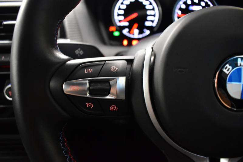 BMW Mシリーズ M2 ｺﾝﾍﾟﾃｨｼｮﾝ 6速MT LCI後期 ｺﾝﾍﾟﾃｨｼｮﾝ専用410馬力ｴﾝｼﾞﾝ ﾍｷｻｺﾞﾅﾙLEDﾍｯﾄﾞﾗｲﾄ&ﾃｰﾙ ﾋｰﾀｰ付黒革 ﾀｯﾁﾊﾟﾈﾙHDDﾅﾋﾞBｶﾒﾗ 専用19AW 車線逸脱&歩行者警告 衝突軽減ﾌﾞﾚｰｷ ｶｰﾎﾞﾝｲﾝﾃﾘｱ Mｼｰﾄﾍﾞﾙﾄ  2年保証