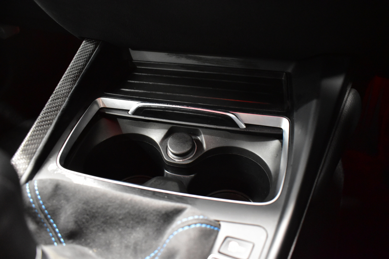 BMW Mシリーズ M2 ｺﾝﾍﾟﾃｨｼｮﾝ 6速MT LCI後期 ｺﾝﾍﾟﾃｨｼｮﾝ専用410馬力ｴﾝｼﾞﾝ ﾍｷｻｺﾞﾅﾙLEDﾍｯﾄﾞﾗｲﾄ&ﾃｰﾙ ﾋｰﾀｰ付黒革 ﾀｯﾁﾊﾟﾈﾙHDDﾅﾋﾞBｶﾒﾗ 専用19AW 車線逸脱&歩行者警告 衝突軽減ﾌﾞﾚｰｷ ｶｰﾎﾞﾝｲﾝﾃﾘｱ Mｼｰﾄﾍﾞﾙﾄ  2年保証