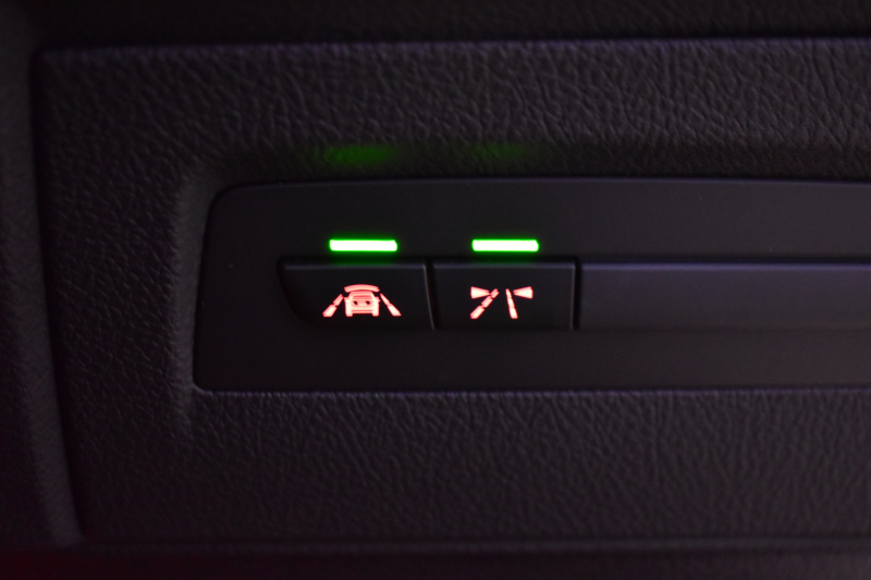 BMW Mシリーズ M2 ｺﾝﾍﾟﾃｨｼｮﾝ 6速MT LCI後期 ｺﾝﾍﾟﾃｨｼｮﾝ専用410馬力ｴﾝｼﾞﾝ ﾍｷｻｺﾞﾅﾙLEDﾍｯﾄﾞﾗｲﾄ&ﾃｰﾙ ﾋｰﾀｰ付黒革 ﾀｯﾁﾊﾟﾈﾙHDDﾅﾋﾞBｶﾒﾗ 専用19AW 車線逸脱&歩行者警告 衝突軽減ﾌﾞﾚｰｷ ｶｰﾎﾞﾝｲﾝﾃﾘｱ Mｼｰﾄﾍﾞﾙﾄ  2年保証