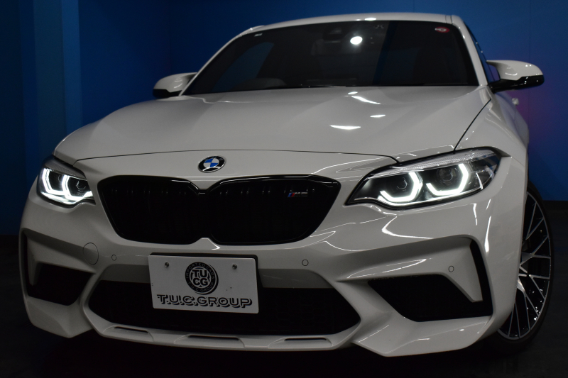 BMW Mシリーズ M2 ｺﾝﾍﾟﾃｨｼｮﾝ 6速MT LCI後期 ｺﾝﾍﾟﾃｨｼｮﾝ専用410馬力ｴﾝｼﾞﾝ ﾍｷｻｺﾞﾅﾙLEDﾍｯﾄﾞﾗｲﾄ&ﾃｰﾙ ﾋｰﾀｰ付黒革 ﾀｯﾁﾊﾟﾈﾙHDDﾅﾋﾞBｶﾒﾗ 専用19AW 車線逸脱&歩行者警告 衝突軽減ﾌﾞﾚｰｷ ｶｰﾎﾞﾝｲﾝﾃﾘｱ Mｼｰﾄﾍﾞﾙﾄ  2年保証