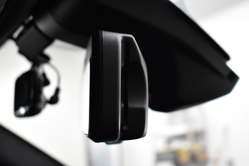 BMW Mシリーズ M2 ｺﾝﾍﾟﾃｨｼｮﾝ 6速MT LCI後期 ｺﾝﾍﾟﾃｨｼｮﾝ専用410馬力ｴﾝｼﾞﾝ ﾍｷｻｺﾞﾅﾙLEDﾍｯﾄﾞﾗｲﾄ&ﾃｰﾙ ﾋｰﾀｰ付黒革 ﾀｯﾁﾊﾟﾈﾙHDDﾅﾋﾞBｶﾒﾗ 専用19AW 車線逸脱&歩行者警告 衝突軽減ﾌﾞﾚｰｷ ｶｰﾎﾞﾝｲﾝﾃﾘｱ Mｼｰﾄﾍﾞﾙﾄ  2年保証