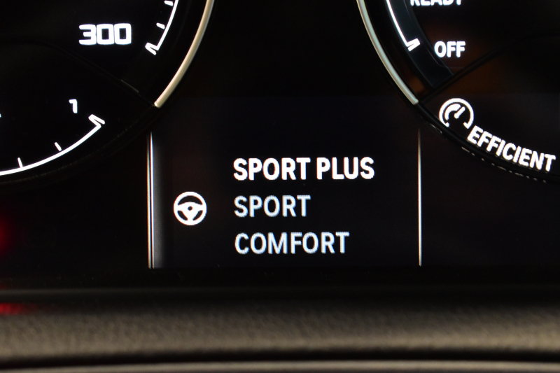 BMW Mシリーズ M2 ｺﾝﾍﾟﾃｨｼｮﾝ 6速MT LCI後期 ｺﾝﾍﾟﾃｨｼｮﾝ専用410馬力ｴﾝｼﾞﾝ ﾍｷｻｺﾞﾅﾙLEDﾍｯﾄﾞﾗｲﾄ&ﾃｰﾙ ﾋｰﾀｰ付黒革 ﾀｯﾁﾊﾟﾈﾙHDDﾅﾋﾞBｶﾒﾗ 専用19AW 車線逸脱&歩行者警告 衝突軽減ﾌﾞﾚｰｷ ｶｰﾎﾞﾝｲﾝﾃﾘｱ Mｼｰﾄﾍﾞﾙﾄ  2年保証