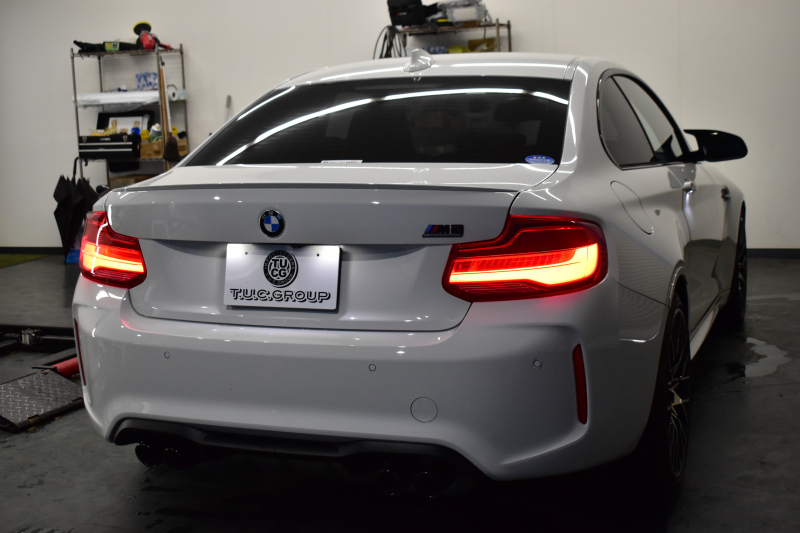 BMW Mシリーズ M2 ｺﾝﾍﾟﾃｨｼｮﾝ 6速MT LCI後期 ｺﾝﾍﾟﾃｨｼｮﾝ専用410馬力ｴﾝｼﾞﾝ ﾍｷｻｺﾞﾅﾙLEDﾍｯﾄﾞﾗｲﾄ&ﾃｰﾙ ﾋｰﾀｰ付黒革 ﾀｯﾁﾊﾟﾈﾙHDDﾅﾋﾞBｶﾒﾗ 専用19AW 車線逸脱&歩行者警告 衝突軽減ﾌﾞﾚｰｷ ｶｰﾎﾞﾝｲﾝﾃﾘｱ Mｼｰﾄﾍﾞﾙﾄ  2年保証