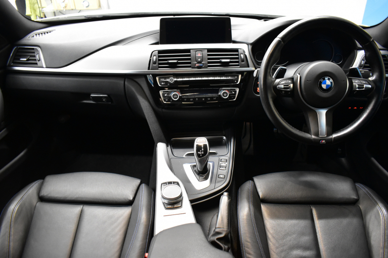 BMW 4シリーズ 420i ｸﾞﾗﾝｸｰﾍﾟ ｲﾝｽﾀｲﾙｽﾎﾟｰﾂ LCI後期 限定車 ﾌｧｽﾄﾄﾗｯｸP ACC ﾍｷｻｺﾞﾅﾙLEDﾍｯﾄﾞﾗｲﾄ&ﾃｰﾙ HUD ﾋｰﾀｰ付黒革 可変Mｻｽ Mﾌﾞﾚｰｷ 19AW 液晶ﾒｰﾀｰ LCW 衝突軽減B 車線逸脱&歩行者警告 電動Rｹﾞｰﾄ  ﾀｯﾁﾊﾟﾈﾙHDDﾅﾋﾞ ﾌﾙｾｸﾞBｶﾒﾗ 2年保証