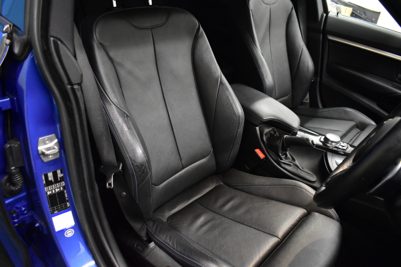 BMW 3シリーズ 320i ｸﾞﾗﾝﾂｰﾘｽﾓ Mｽﾎﾟｰﾂ LCI後期 LEDﾍｯﾄﾞﾗｲﾄ&ﾃｰﾙﾗｲﾄ ﾋｰﾀｰ付黒革 追従ACC 車線変更&逸脱&歩行者警告 衝突軽減ﾌﾞﾚｰｷ TOPﾋﾞｭｰ ｻｲﾄﾞｶﾒﾗ Bｶﾒﾗ 前後PDC 19AW 第5世代横ﾒﾆｭｰ表示型ﾀｯﾁﾊﾟｯﾄﾞ式iﾄﾞﾗｲﾌﾞHDDﾅﾋﾞ 電動Rｹﾞｰﾄ 2年保証