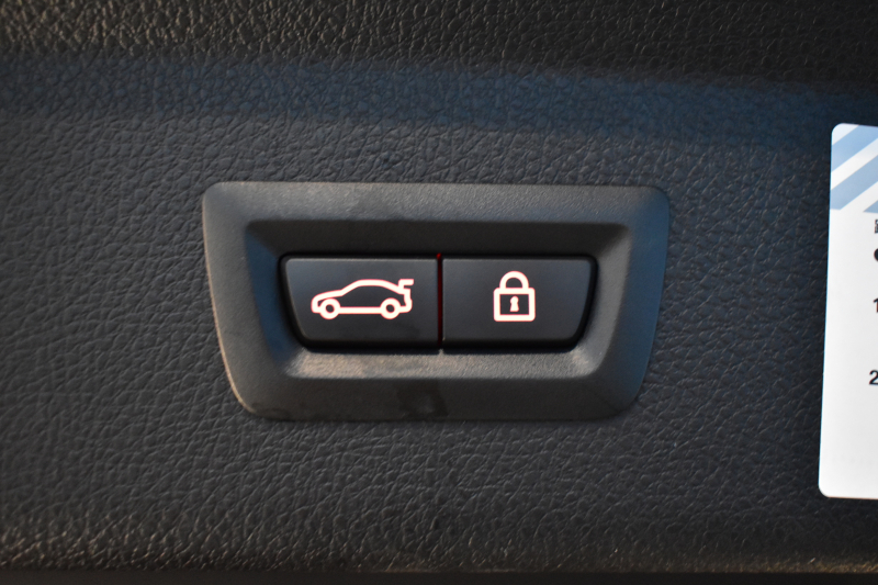 BMW 3シリーズ 320i ｸﾞﾗﾝﾂｰﾘｽﾓ Mｽﾎﾟｰﾂ LCI後期 LEDﾍｯﾄﾞﾗｲﾄ&ﾃｰﾙﾗｲﾄ ﾋｰﾀｰ付黒革 追従ACC 車線変更&逸脱&歩行者警告 衝突軽減ﾌﾞﾚｰｷ TOPﾋﾞｭｰ ｻｲﾄﾞｶﾒﾗ Bｶﾒﾗ 前後PDC 19AW 第5世代横ﾒﾆｭｰ表示型ﾀｯﾁﾊﾟｯﾄﾞ式iﾄﾞﾗｲﾌﾞHDDﾅﾋﾞ 電動Rｹﾞｰﾄ 2年保証