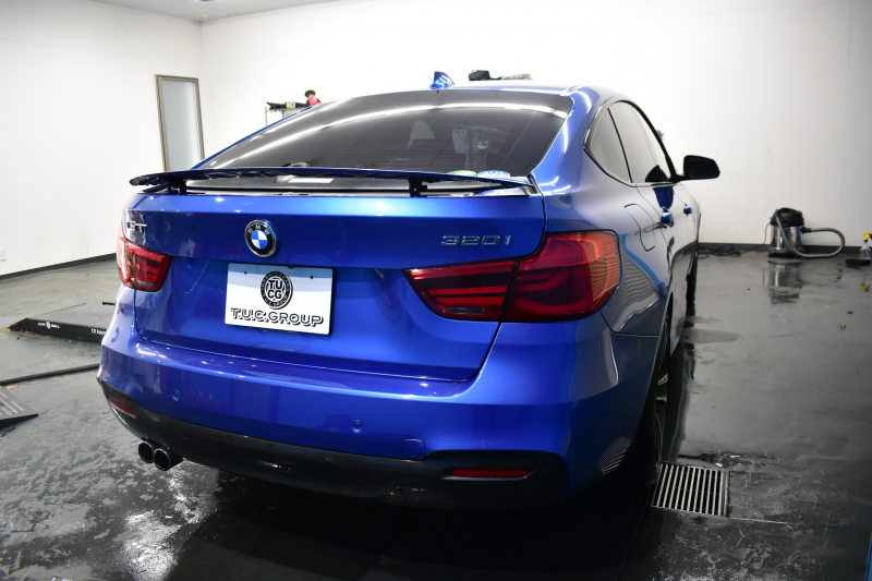 BMW 3シリーズ 320i ｸﾞﾗﾝﾂｰﾘｽﾓ Mｽﾎﾟｰﾂ LCI後期 LEDﾍｯﾄﾞﾗｲﾄ&ﾃｰﾙﾗｲﾄ ﾋｰﾀｰ付黒革 追従ACC 車線変更&逸脱&歩行者警告 衝突軽減ﾌﾞﾚｰｷ TOPﾋﾞｭｰ ｻｲﾄﾞｶﾒﾗ Bｶﾒﾗ 前後PDC 19AW 第5世代横ﾒﾆｭｰ表示型ﾀｯﾁﾊﾟｯﾄﾞ式iﾄﾞﾗｲﾌﾞHDDﾅﾋﾞ 電動Rｹﾞｰﾄ 2年保証