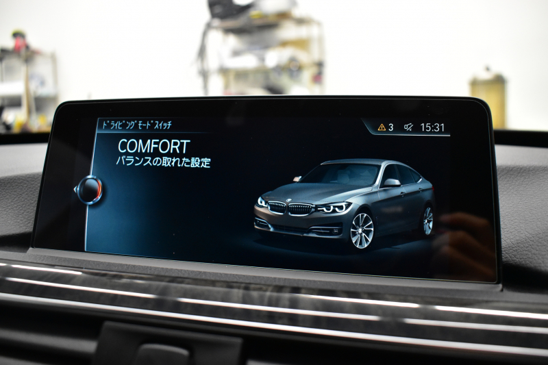 BMW 3シリーズ 320i ｸﾞﾗﾝﾂｰﾘｽﾓ Mｽﾎﾟｰﾂ LCI後期 LEDﾍｯﾄﾞﾗｲﾄ&ﾃｰﾙﾗｲﾄ ﾋｰﾀｰ付黒革 追従ACC 車線変更&逸脱&歩行者警告 衝突軽減ﾌﾞﾚｰｷ TOPﾋﾞｭｰ ｻｲﾄﾞｶﾒﾗ Bｶﾒﾗ 前後PDC 19AW 第5世代横ﾒﾆｭｰ表示型ﾀｯﾁﾊﾟｯﾄﾞ式iﾄﾞﾗｲﾌﾞHDDﾅﾋﾞ 電動Rｹﾞｰﾄ 2年保証