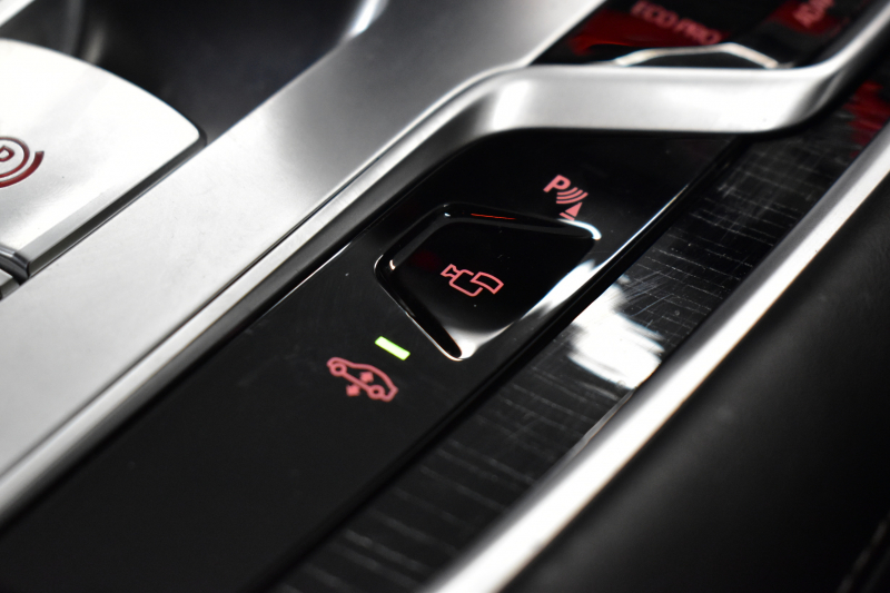 BMW 7シリーズ 740i Mｽﾎﾟｰﾂ LCI後期 3Dﾃﾞｻﾞｲﾝｴｱﾛ ｻﾝﾙｰﾌ BMWﾚｰｻﾞｰLED 全席ﾋｰﾀｰ&ﾍﾞﾝﾁﾚｰｼｮﾝ付黒革 ACC HUD ﾊｰﾏﾝｶｰﾄﾞﾝ BMWﾗｲﾌﾞｺｯｸﾋﾟｯﾄ ﾀｯﾁﾊﾟﾈﾙﾅﾋﾞ3Dﾋﾞｭｰ ﾌﾙｾｸﾞ 液晶ﾒｰﾀｰ 20AW 車線変更&車線逸脱&歩行者警告 衝突軽減ﾌﾞﾚｰｷ 2年保証