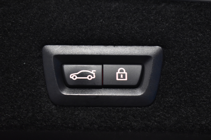 BMW 7シリーズ 740i Mｽﾎﾟｰﾂ LCI後期 3Dﾃﾞｻﾞｲﾝｴｱﾛ ｻﾝﾙｰﾌ BMWﾚｰｻﾞｰLED 全席ﾋｰﾀｰ&ﾍﾞﾝﾁﾚｰｼｮﾝ付黒革 ACC HUD ﾊｰﾏﾝｶｰﾄﾞﾝ BMWﾗｲﾌﾞｺｯｸﾋﾟｯﾄ ﾀｯﾁﾊﾟﾈﾙﾅﾋﾞ3Dﾋﾞｭｰ ﾌﾙｾｸﾞ 液晶ﾒｰﾀｰ 20AW 車線変更&車線逸脱&歩行者警告 衝突軽減ﾌﾞﾚｰｷ 2年保証