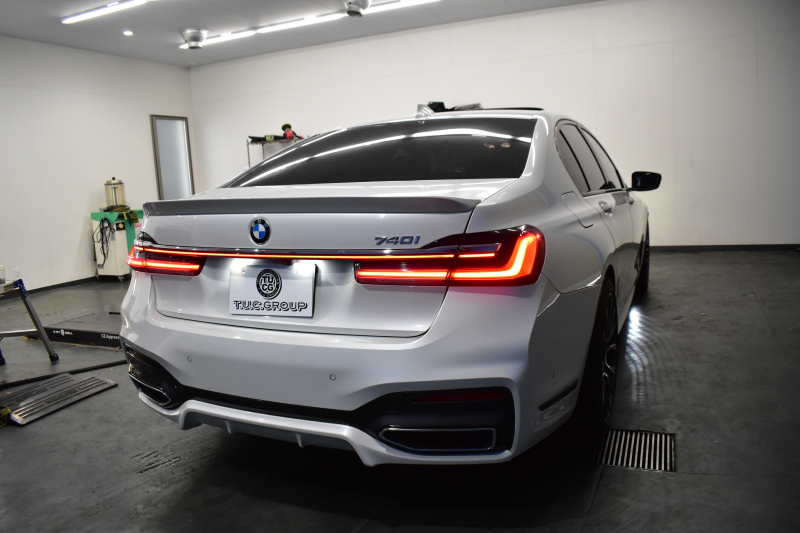 BMW 7シリーズ 740i Mｽﾎﾟｰﾂ LCI後期 3Dﾃﾞｻﾞｲﾝｴｱﾛ ｻﾝﾙｰﾌ BMWﾚｰｻﾞｰLED 全席ﾋｰﾀｰ&ﾍﾞﾝﾁﾚｰｼｮﾝ付黒革 ACC HUD ﾊｰﾏﾝｶｰﾄﾞﾝ BMWﾗｲﾌﾞｺｯｸﾋﾟｯﾄ ﾀｯﾁﾊﾟﾈﾙﾅﾋﾞ3Dﾋﾞｭｰ ﾌﾙｾｸﾞ 液晶ﾒｰﾀｰ 20AW 車線変更&車線逸脱&歩行者警告 衝突軽減ﾌﾞﾚｰｷ 2年保証