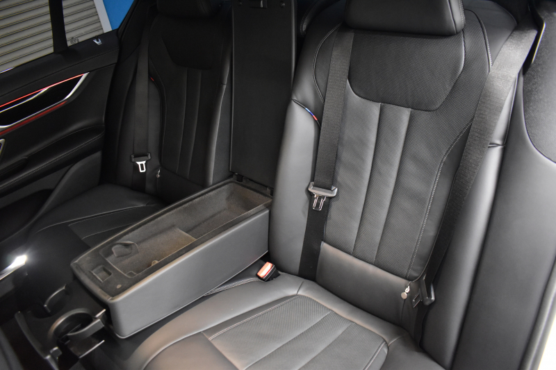 BMW 7シリーズ 740i Mｽﾎﾟｰﾂ LCI後期 3Dﾃﾞｻﾞｲﾝｴｱﾛ ｻﾝﾙｰﾌ BMWﾚｰｻﾞｰLED 全席ﾋｰﾀｰ&ﾍﾞﾝﾁﾚｰｼｮﾝ付黒革 ACC HUD ﾊｰﾏﾝｶｰﾄﾞﾝ BMWﾗｲﾌﾞｺｯｸﾋﾟｯﾄ ﾀｯﾁﾊﾟﾈﾙﾅﾋﾞ3Dﾋﾞｭｰ ﾌﾙｾｸﾞ 液晶ﾒｰﾀｰ 20AW 車線変更&車線逸脱&歩行者警告 衝突軽減ﾌﾞﾚｰｷ 2年保証