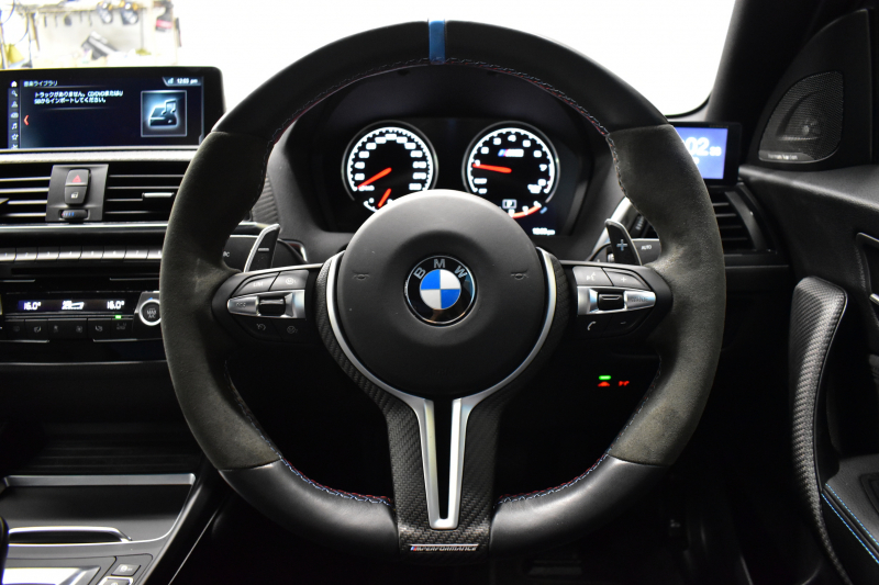 BMW Mシリーズ M2 ｺﾝﾍﾟﾃｨｼｮﾝ MDCT 7速DCT LCI後期 ﾍｷｻｺﾞﾅﾙLEDﾍｯﾄﾞﾗｲﾄ&ﾃｰﾙ ﾋｰﾀｰ付黒革 harman/kardon ﾀｯﾁﾊﾟﾈﾙHDDﾅﾋﾞBｶﾒﾗ 19AW 車線逸脱&歩行者警告 衝突軽減ﾌﾞﾚｰｷ ｶｰﾎﾞﾝｲﾝﾃﾘｱ Mｼｰﾄﾍﾞﾙﾄ  2年保証