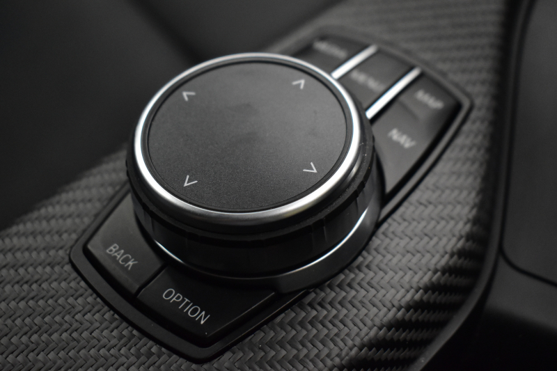 BMW Mシリーズ M2 ｺﾝﾍﾟﾃｨｼｮﾝ MDCT 7速DCT LCI後期 ﾍｷｻｺﾞﾅﾙLEDﾍｯﾄﾞﾗｲﾄ&ﾃｰﾙ ﾋｰﾀｰ付黒革 harman/kardon ﾀｯﾁﾊﾟﾈﾙHDDﾅﾋﾞBｶﾒﾗ 19AW 車線逸脱&歩行者警告 衝突軽減ﾌﾞﾚｰｷ ｶｰﾎﾞﾝｲﾝﾃﾘｱ Mｼｰﾄﾍﾞﾙﾄ  2年保証