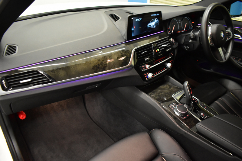 BMW 5シリーズ 523i Mｽﾎﾟｰﾂ G30型 ﾊｲﾗｲﾝP 全席ﾋｰﾀｰ付黒革 LEDﾍｯﾄﾞﾗｲﾄ 追従ACC 車線変更&逸脱警告 衝突軽減B ﾀｯﾁﾊﾟﾈﾙ対応iﾄﾞﾗｲﾌﾞHDDﾅﾋﾞﾌﾙｾｸﾞ 全周囲ｶﾒﾗ3Dﾋﾞｭｰ Bｶﾒﾗ 液晶ﾒｰﾀｰﾊﾟﾈﾙ 電動ﾄﾗﾝｸ 19AW 2年保証