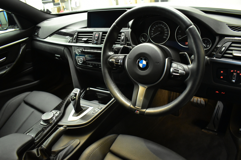 BMW 4シリーズ 420iｸｰﾍﾟｽﾀｲﾙｴｯｼﾞ 限定車 ﾌｧｽﾄﾄﾗｯｸP 追従ACC LEDﾍｯﾄﾞﾗｲﾄ ﾋｰﾀｰ付黒革 可変Mｻｽ 19AW Mｽﾎﾟｰﾂﾌﾞﾚｰｷ 衝突軽減ﾌﾞﾚｰｷ 車線逸脱&歩行者警告 ﾀｯﾁﾊﾟｯﾄﾞiﾄﾞﾗｲﾌﾞ ﾌﾙｾｸﾞBｶﾒﾗ ｽﾏｰﾄｷｰ 2年保証