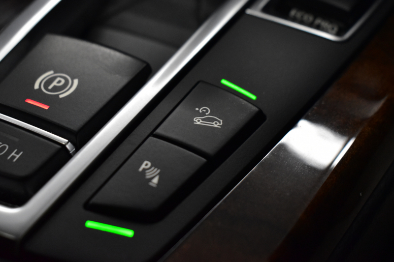 アルピナ XD3 ﾋﾞﾀｰﾎﾞ ｵｰﾙﾗｯﾄﾞ正規D車 ｼﾘｱﾙ 459 ﾊﾟﾉﾗﾏｻﾝﾙｰﾌ 追従ACC ｱﾀﾞﾌﾟﾃｨﾌﾞLEDﾍｯﾄﾞﾗｲﾄ ﾊｰﾏﾝｶｰﾄﾞﾝ ﾋｰﾀｰ付ｵｲｽﾀｰ革 ｱﾀﾞﾌﾟﾃｨﾌﾞｻｽ ﾌﾙｾｸﾞ 車線逸脱&歩行者警告 衝突軽減ﾌﾞﾚｰｷ 電動Rｹﾞｰﾄ ｺﾞｰﾙﾄﾞﾃﾞｺﾗｲﾝ ｱｸﾗﾎﾟﾏﾌﾗｰ 2年保証