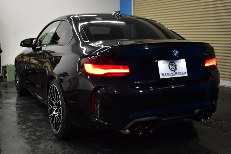 BMW Mシリーズ M2 ｺﾝﾍﾟﾃｨｼｮﾝ MDCT 7速DCT LCI後期 ｺﾝﾍﾟﾃｨｼｮﾝ専用410馬力ｴﾝｼﾞﾝ ﾍｷｻｺﾞﾅﾙLEDﾍｯﾄﾞﾗｲﾄ&ﾃｰﾙ ﾋｰﾀｰ付黒革 ﾀｯﾁﾊﾟﾈﾙHDDﾅﾋﾞBｶﾒﾗ 専用19AW 車線逸脱&歩行者警告 衝突軽減ﾌﾞﾚｰｷ ｶｰﾎﾞﾝｲﾝﾃﾘｱ Mｼｰﾄﾍﾞﾙﾄ 2年保証