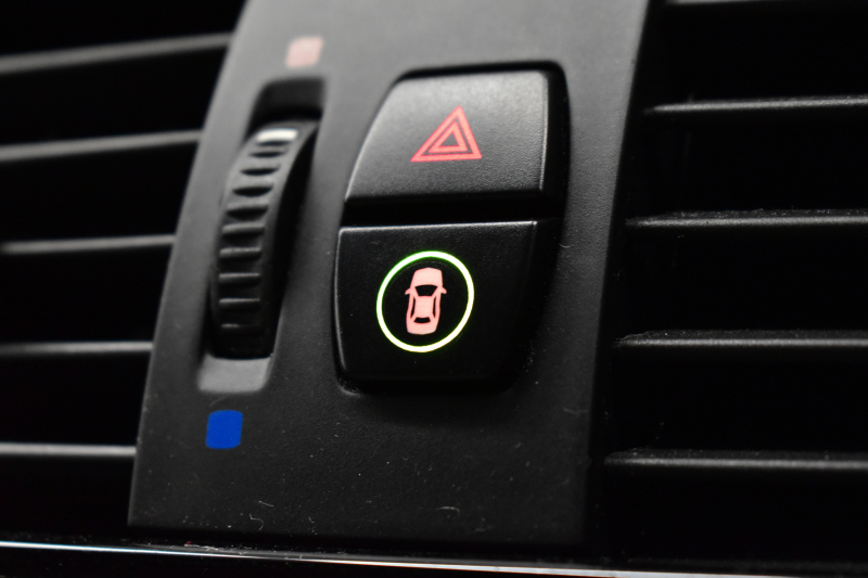 BMW X4 Xﾄﾞﾗｲﾌﾞ35i Mｽﾎﾟｰﾂ 直6ﾀｰﾎﾞ ｻﾝﾙｰﾌ 追従ACC HUD LEDﾍｯﾄﾞﾗｲﾄ ﾋｰﾀｰ付ｱｲﾎﾞﾘｰﾚｻﾞｰ ﾀｯﾁﾊﾟｯﾄﾞiﾄﾞﾗｲﾌﾞHDDﾅﾋﾞ 全周囲ｶﾒﾗ ﾌﾙｾｸﾞ 車線逸脱&歩行者警告 衝突軽減B 電動Rｹﾞｰﾄ 20AW 2年保証