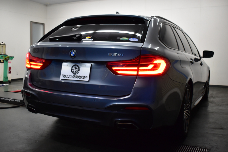 BMW 5シリーズ 523i ﾂｰﾘﾝｸﾞ Mｽﾎﾟｰﾂ ﾊｲﾗｲﾝP 1ｵｰﾅｰ 全席ﾋｰﾀｰ付ﾍﾞｰｼﾞｭ革 LEDﾍｯﾄﾞﾗｲﾄ  追従ACC HUD 液晶ﾒｰﾀｰ ﾀｯﾁﾊﾟﾈﾙHDDﾅﾋﾞ 全周囲ｶﾒﾗ3Dﾋﾞｭｰ Pｱｼｽﾄ 車線変更&逸脱&歩行者警告 19AW 2年保証