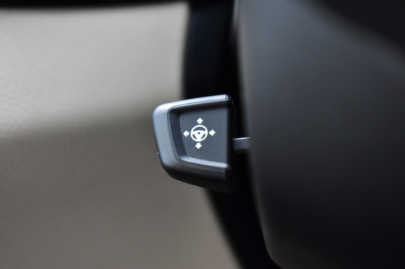 BMW 5シリーズ 523i ﾂｰﾘﾝｸﾞ Mｽﾎﾟｰﾂ ﾊｲﾗｲﾝP 1ｵｰﾅｰ 全席ﾋｰﾀｰ付ﾍﾞｰｼﾞｭ革 LEDﾍｯﾄﾞﾗｲﾄ  追従ACC HUD 液晶ﾒｰﾀｰ ﾀｯﾁﾊﾟﾈﾙHDDﾅﾋﾞ 全周囲ｶﾒﾗ3Dﾋﾞｭｰ Pｱｼｽﾄ 車線変更&逸脱&歩行者警告 19AW 2年保証