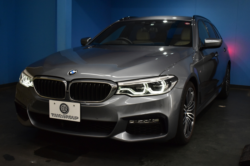 BMW 5シリーズ 523i ﾂｰﾘﾝｸﾞ Mｽﾎﾟｰﾂ ﾊｲﾗｲﾝP 1ｵｰﾅｰ 全席ﾋｰﾀｰ付ﾍﾞｰｼﾞｭ革 LEDﾍｯﾄﾞﾗｲﾄ  追従ACC HUD 液晶ﾒｰﾀｰ ﾀｯﾁﾊﾟﾈﾙHDDﾅﾋﾞ 全周囲ｶﾒﾗ3Dﾋﾞｭｰ Pｱｼｽﾄ 車線変更&逸脱&歩行者警告 19AW 2年保証