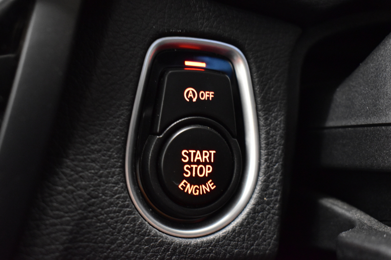 BMW Mシリーズ M4ｸｰﾍﾟ MDCT 7速DCT OPｱﾀﾞﾌﾟﾃｨﾌﾞMｻｽﾍﾟﾝｼｮﾝ harman/kardon ﾋｰﾀｰ付赤革 HUD ｱﾀﾞﾌﾟﾃｨﾌﾞLEDﾍｯﾄﾞﾗｲﾄ 19AW 衝突軽減ﾌﾞﾚｰｷ 車線逸脱&歩行者警告  ﾀｯﾁﾊﾟｯﾄﾞHDDﾅﾋﾞﾌﾙｾｸﾞBｶﾒﾗ 前後PDC 2年保証