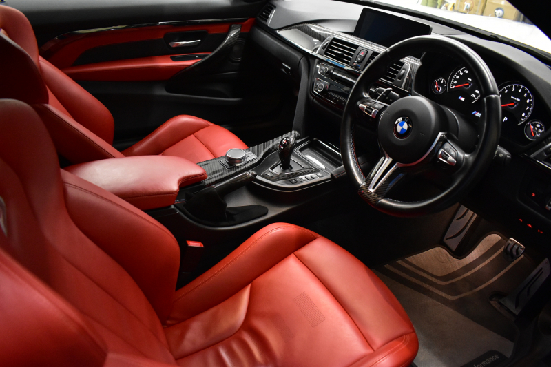 BMW Mシリーズ M4ｸｰﾍﾟ MDCT 7速DCT OPｱﾀﾞﾌﾟﾃｨﾌﾞMｻｽﾍﾟﾝｼｮﾝ harman/kardon ﾋｰﾀｰ付赤革 HUD ｱﾀﾞﾌﾟﾃｨﾌﾞLEDﾍｯﾄﾞﾗｲﾄ 19AW 衝突軽減ﾌﾞﾚｰｷ 車線逸脱&歩行者警告  ﾀｯﾁﾊﾟｯﾄﾞHDDﾅﾋﾞﾌﾙｾｸﾞBｶﾒﾗ 前後PDC 2年保証