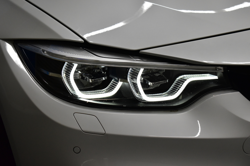 BMW Mシリーズ M3ｾﾀﾞﾝ ｺﾝﾍﾟﾃｨｼｮﾝ 450馬力 LCI後期 ｱﾀﾞﾌﾟﾃｨﾌﾞMｻｽ ﾍｷｻｺﾞﾅﾙLEDﾍｯﾄﾞﾗｲﾄ&ﾃｰﾙ HUD 7速DCT 専用鍛造20AW 専用軽量ﾋｰﾀｰ付黒革 ﾊｰﾏﾝｶｰﾄﾞﾝ 車線変更＆逸脱＆歩行者警告 ﾀｯﾁﾊﾟﾈﾙﾅﾋﾞBｶﾒﾗ 前後PDC ﾌﾙｾｸﾞ 電動ﾘｱｻﾝｼｪｰﾄﾞ 2年保証