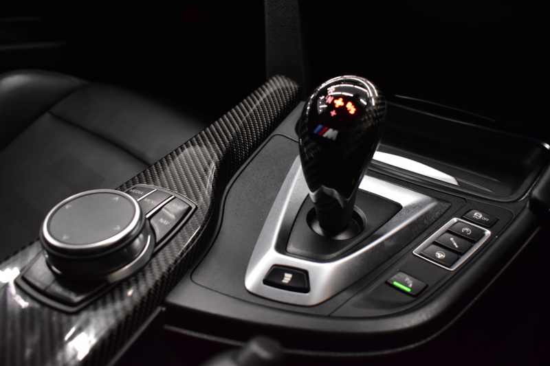 BMW Mシリーズ M3ｾﾀﾞﾝ ｺﾝﾍﾟﾃｨｼｮﾝ 450馬力 LCI後期 ｱﾀﾞﾌﾟﾃｨﾌﾞMｻｽ ﾍｷｻｺﾞﾅﾙLEDﾍｯﾄﾞﾗｲﾄ&ﾃｰﾙ HUD 7速DCT 専用鍛造20AW 専用軽量ﾋｰﾀｰ付黒革 ﾊｰﾏﾝｶｰﾄﾞﾝ 車線変更＆逸脱＆歩行者警告 ﾀｯﾁﾊﾟﾈﾙﾅﾋﾞBｶﾒﾗ 前後PDC ﾌﾙｾｸﾞ 電動ﾘｱｻﾝｼｪｰﾄﾞ 2年保証