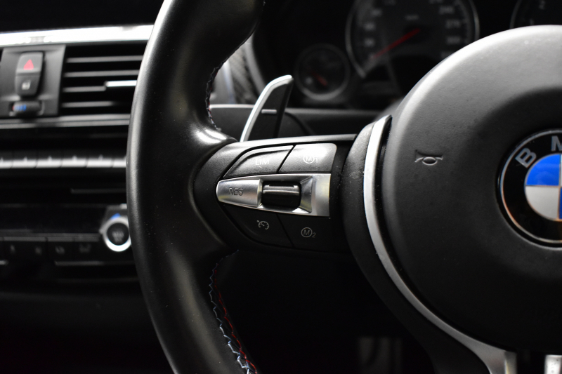 BMW Mシリーズ M3ｾﾀﾞﾝ ｺﾝﾍﾟﾃｨｼｮﾝ 450馬力 LCI後期 ｱﾀﾞﾌﾟﾃｨﾌﾞMｻｽ ﾍｷｻｺﾞﾅﾙLEDﾍｯﾄﾞﾗｲﾄ&ﾃｰﾙ HUD 7速DCT 専用鍛造20AW 専用軽量ﾋｰﾀｰ付黒革 ﾊｰﾏﾝｶｰﾄﾞﾝ 車線変更＆逸脱＆歩行者警告 ﾀｯﾁﾊﾟﾈﾙﾅﾋﾞBｶﾒﾗ 前後PDC ﾌﾙｾｸﾞ 電動ﾘｱｻﾝｼｪｰﾄﾞ 2年保証