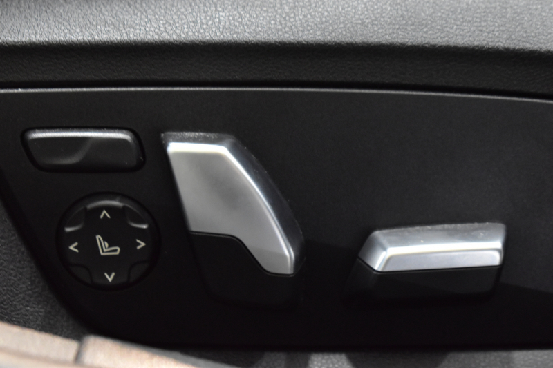 BMW 5シリーズ 530e Mｽﾎﾟｰﾂ PHEV ﾊｲﾗｲﾝP 全席ﾋｰﾀｰ付黒革 Mｽﾎﾟｰﾂﾌﾞﾚｰｷ LEDﾍｯﾄﾞﾗｲﾄ 追従ACC 車線変更&逸脱&歩行者警告 衝突軽減B ﾀｯﾁﾊﾟﾈﾙ対応iﾄﾞﾗｲﾌﾞHDDﾅﾋﾞﾌﾙｾｸﾞ 全周囲ｶﾒﾗ3Dﾋﾞｭｰ 液晶ﾒｰﾀｰ 電動ﾄﾗﾝｸ  19AW 2年保証