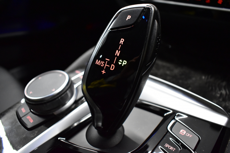 BMW 5シリーズ 530e Mｽﾎﾟｰﾂ PHEV ﾊｲﾗｲﾝP 全席ﾋｰﾀｰ付黒革 Mｽﾎﾟｰﾂﾌﾞﾚｰｷ LEDﾍｯﾄﾞﾗｲﾄ 追従ACC 車線変更&逸脱&歩行者警告 衝突軽減B ﾀｯﾁﾊﾟﾈﾙ対応iﾄﾞﾗｲﾌﾞHDDﾅﾋﾞﾌﾙｾｸﾞ 全周囲ｶﾒﾗ3Dﾋﾞｭｰ 液晶ﾒｰﾀｰ 電動ﾄﾗﾝｸ  19AW 2年保証