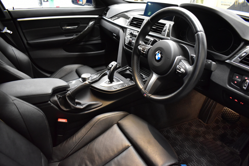 BMW 4シリーズ 420i ｸﾞﾗﾝｸｰﾍﾟ Mｽﾎﾟｰﾂ  LCI後期 ﾋｰﾀｰ付黒革 追従ACC ﾍｷｻｺﾞﾅﾙLEDﾍｯﾄﾞﾗｲﾄ&ﾃｰﾙ 液晶ﾒｰﾀｰ ﾀｯﾁﾊﾟﾈﾙ式iﾄﾞﾗｲﾌﾞHDDﾅﾋﾞ Bｶﾒﾗ 前後PDC ﾌﾙｾｸﾞ 車線変更&逸脱&歩行者警告 衝突軽減ﾌﾞﾚｰｷ 電動Rｹﾞｰﾄ 18AW DSRC 2年保証